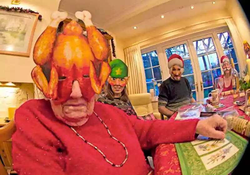 thanksgiving dinner funny image with turkey