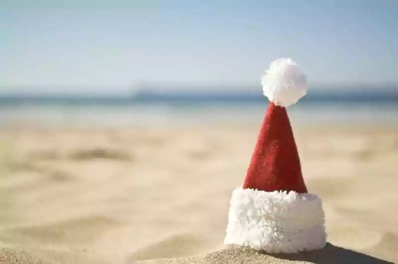 merry christmas images on the beach