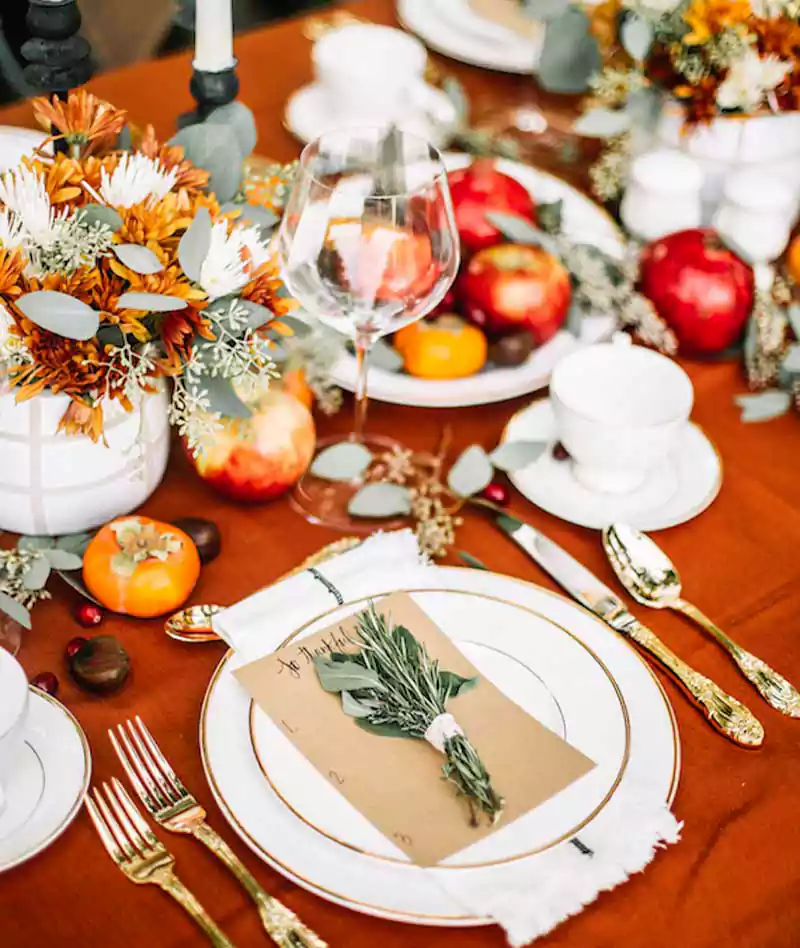thanksgiving table image